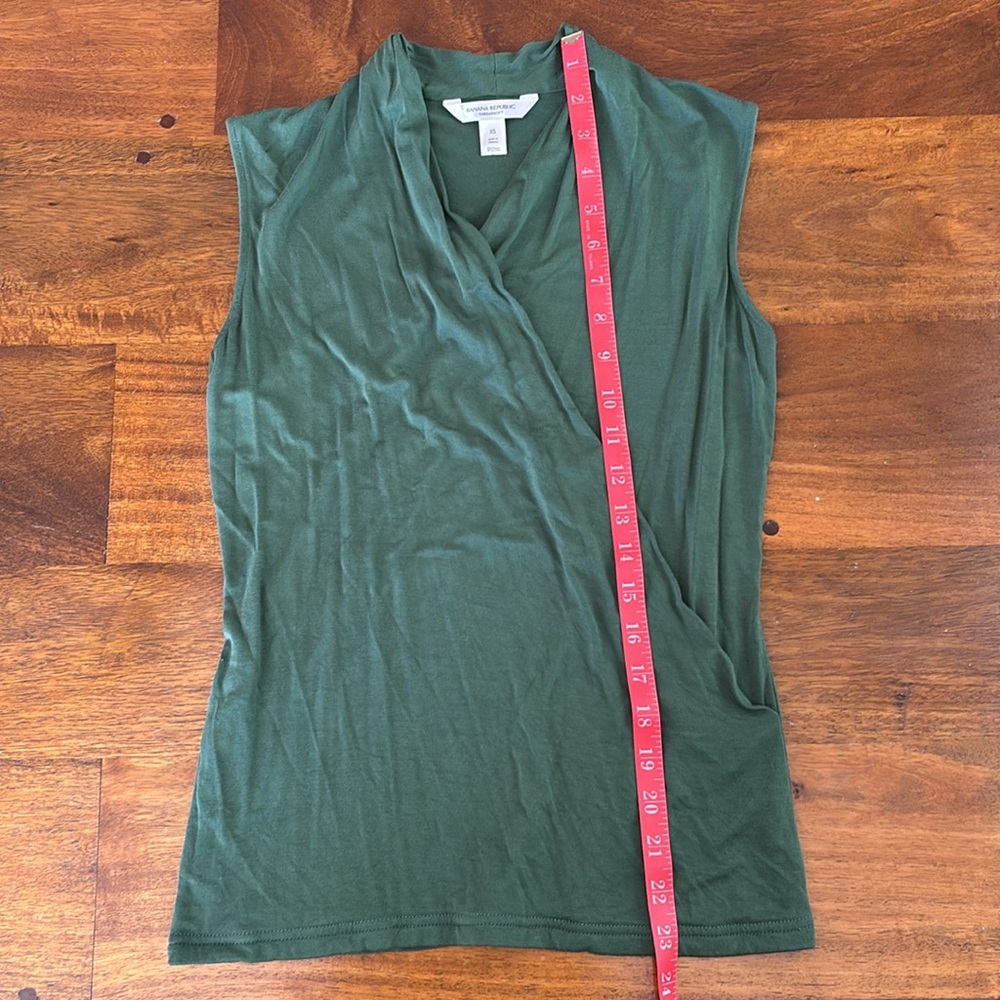 Banana Republic Threadsoft Sleeveless Faux Wrap Top - Picture 7 of 8